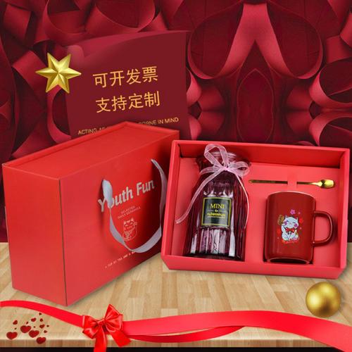印制自店广告小礼品,印制自店广告小礼品违法吗,礼品印字怎么自己印?