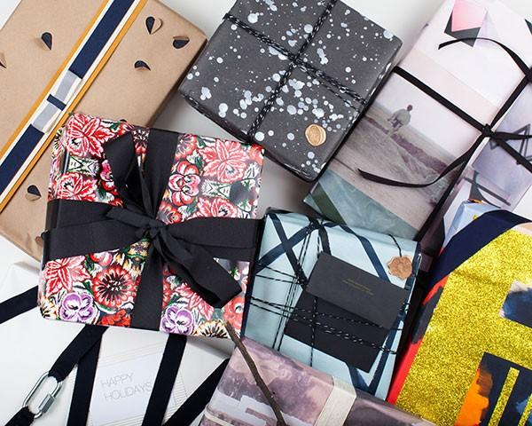 跟服装相关的礼品,跟服装相关的礼品有哪些,我姐姐家新房要装修了我送给她什么礼物好?